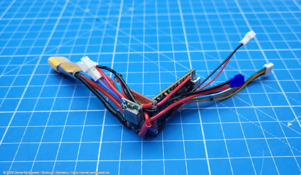 Die reine Elektronik mit allen Steckverbindern
