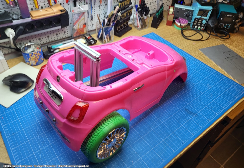 Animatronic Stitch - Der rosa Sportwagen